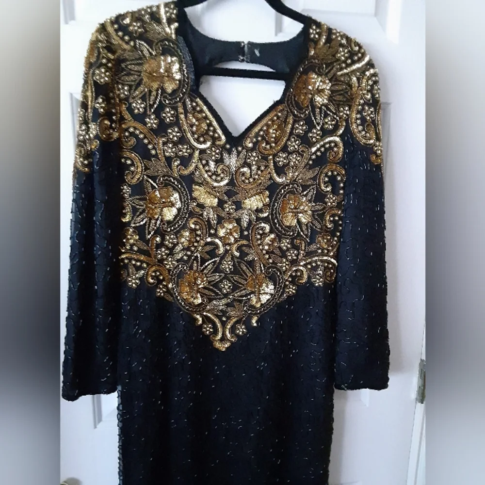 Vintage 1980's Scala Beaded Sequin Black and Gold Long Sleeve Maxi Dress Size PM - Picture 4 of 6